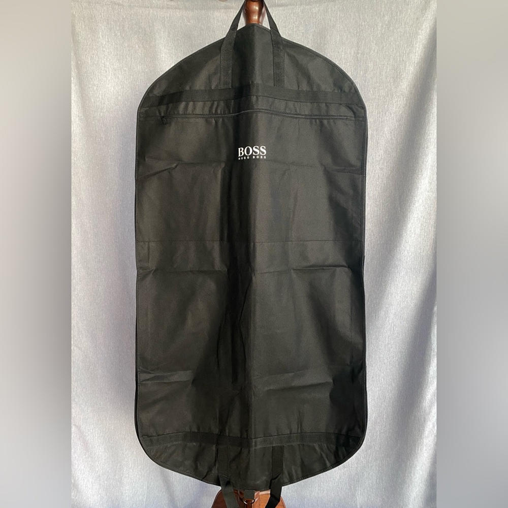 BOSS Hugo Boss | Luxury Travel Zip Up Suit Black Garment Bag for Suitcase